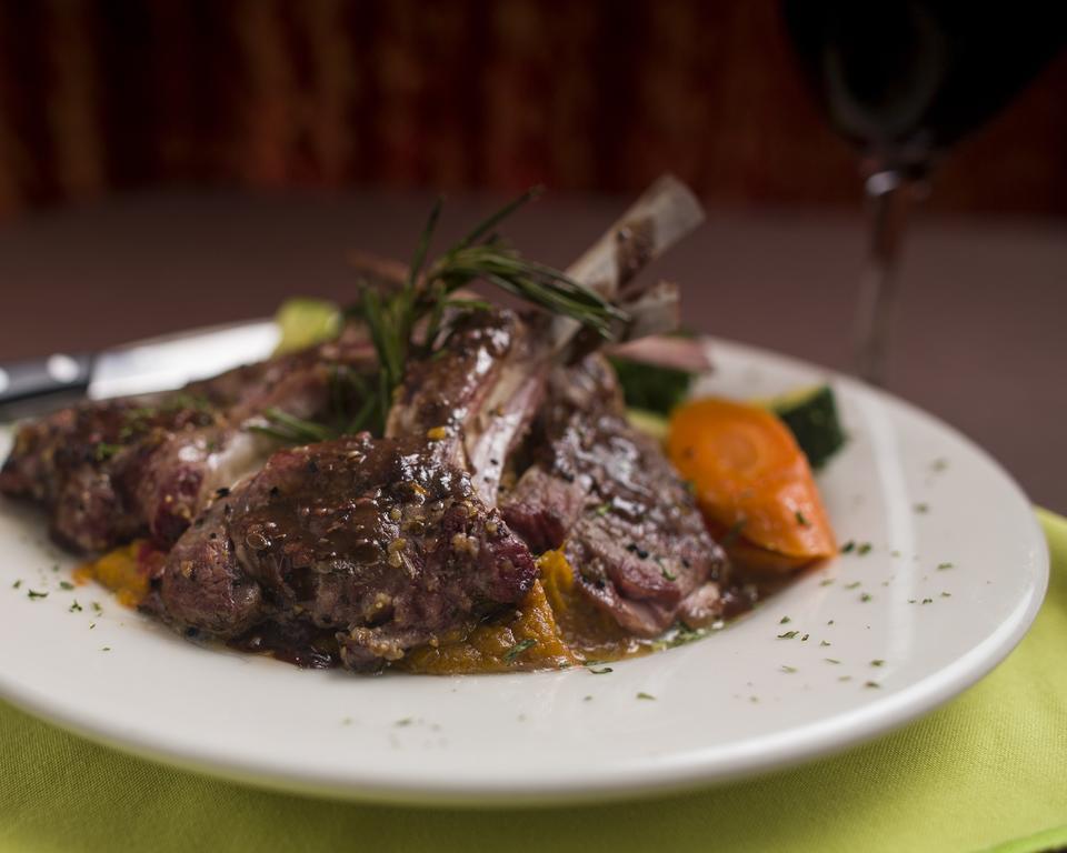 The Almanett Hotel & Bistro Гълфпорт Екстериор снимка